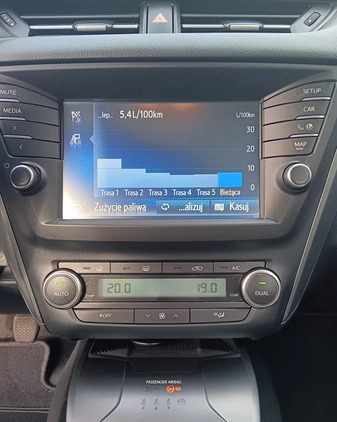 Toyota Avensis cena 56900 przebieg: 166000, rok produkcji 2017 z Szamocin małe 137